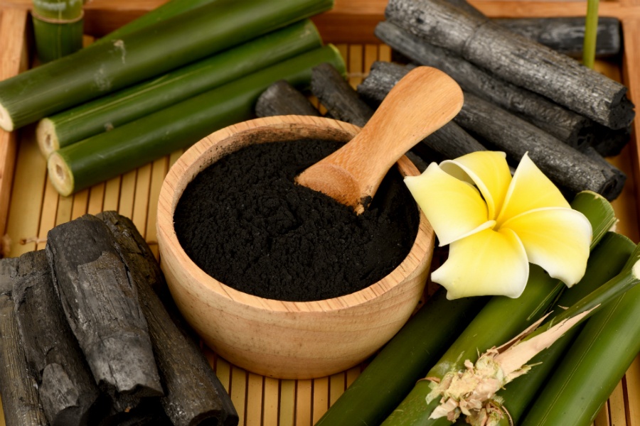 Activated Charcoal: Inspired Whitening Treatment or Muddy DIY?