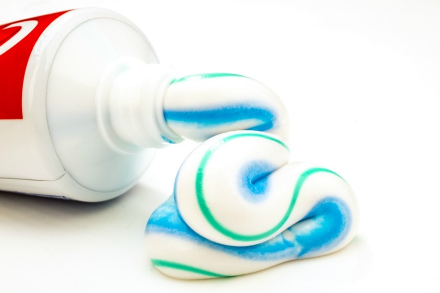 The 7 Best Toothpastes for Sensitive Teeth
